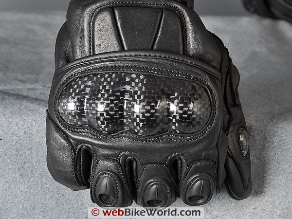 Akuma Street Fighter Gloves - Knuckle Protector