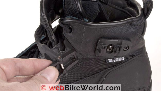 Icon Accelerant Boots - Ankle and Buckle