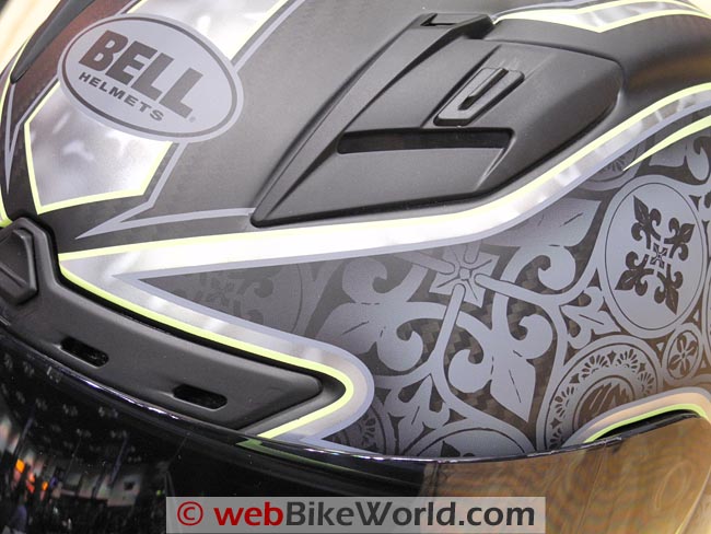 Bell Star Carbon Roland Sands Design Close-up
