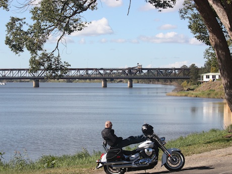 Clarence River, Grafton eases