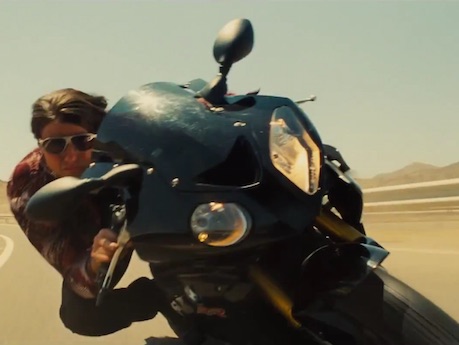 Tom Cruise in Mission: Impossible 5 - Tom and Cameron