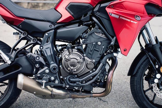 Yamaha Tracer 700 MT-07 FZ-07 sexy video