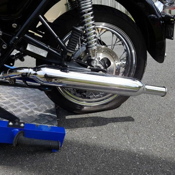 Queensland Motorcycle Breakdown Service tyre punctures puncture-proof tyres flirting shoulder