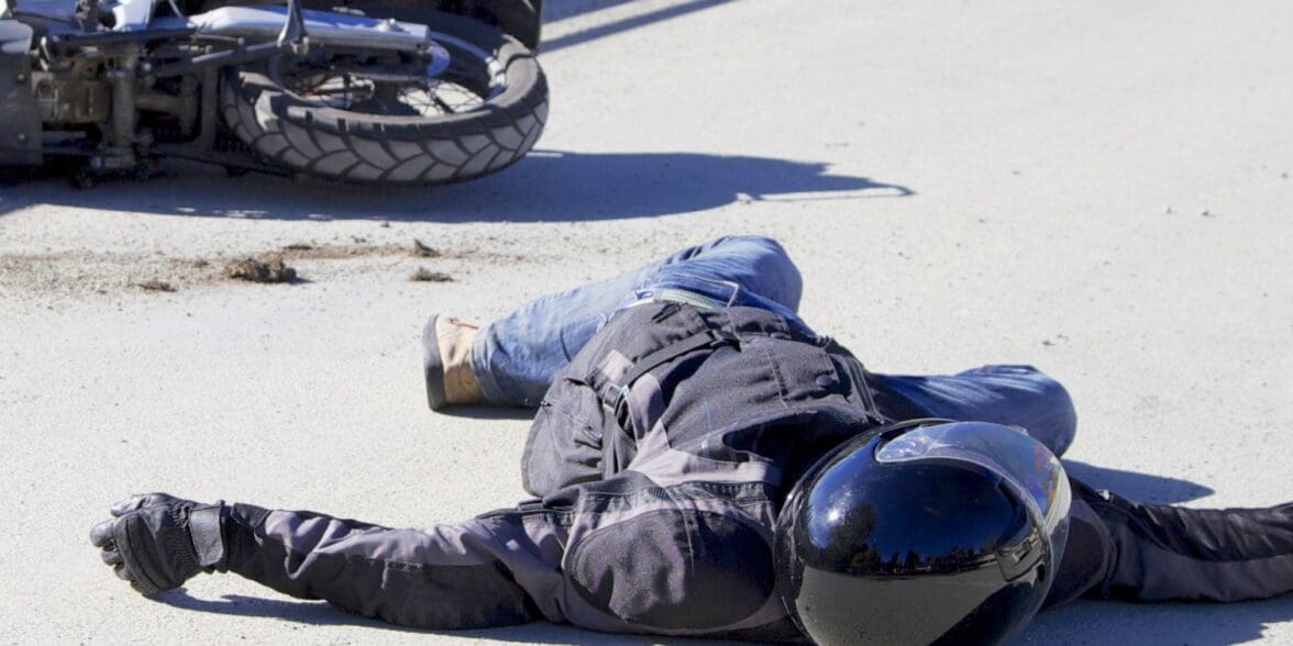 Helmet safety motorcycle crash accident ratings