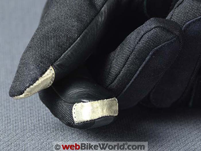 Pilot Obsidian Gloves Touch Sensitive Fingertips