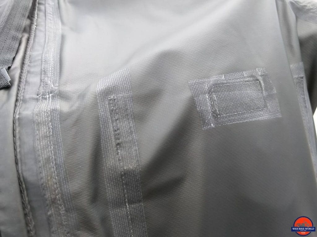 REV’IT! Offtrack Adventure Jacket moisture liner sealing details
