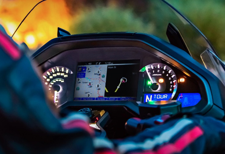 gold wing infotainment
