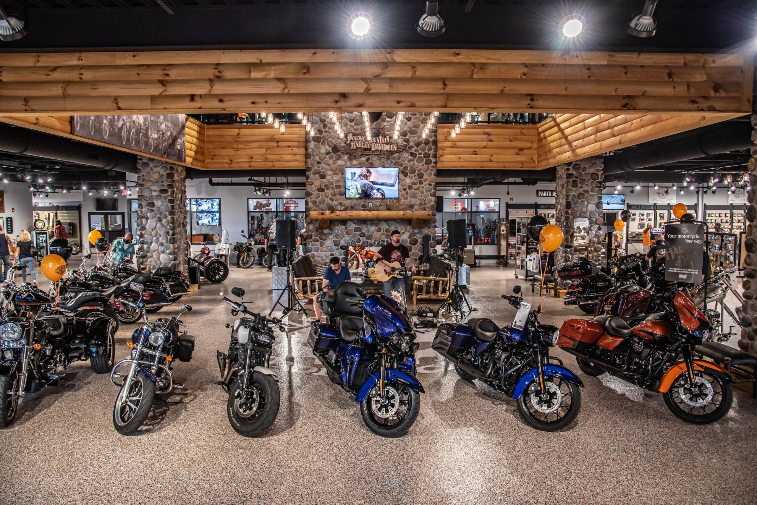 A view of a series of new and pre-owned Harley Davidson bikes, available from a local dealership and also on the all-new H-D1™ Marketplace