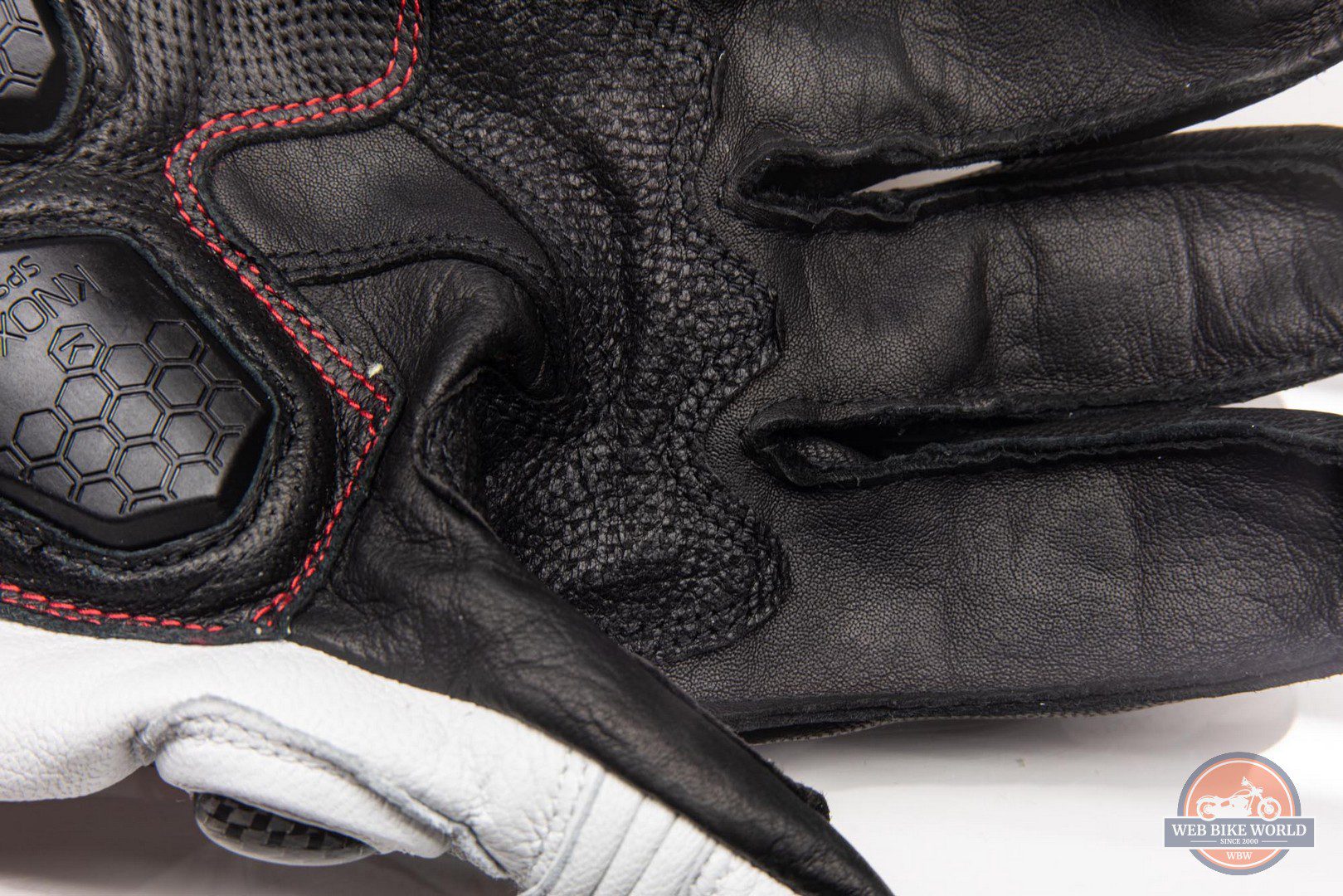 Pittards® leather on top of the kangaroo leather palm
