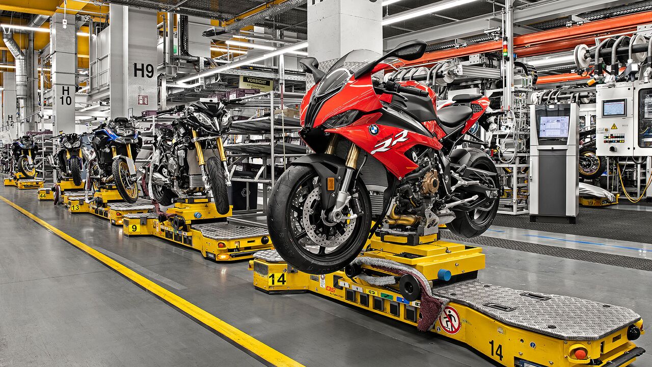 BMW S1000RR on the company's production line