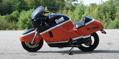 A side view of the 1987 Buell RR1000