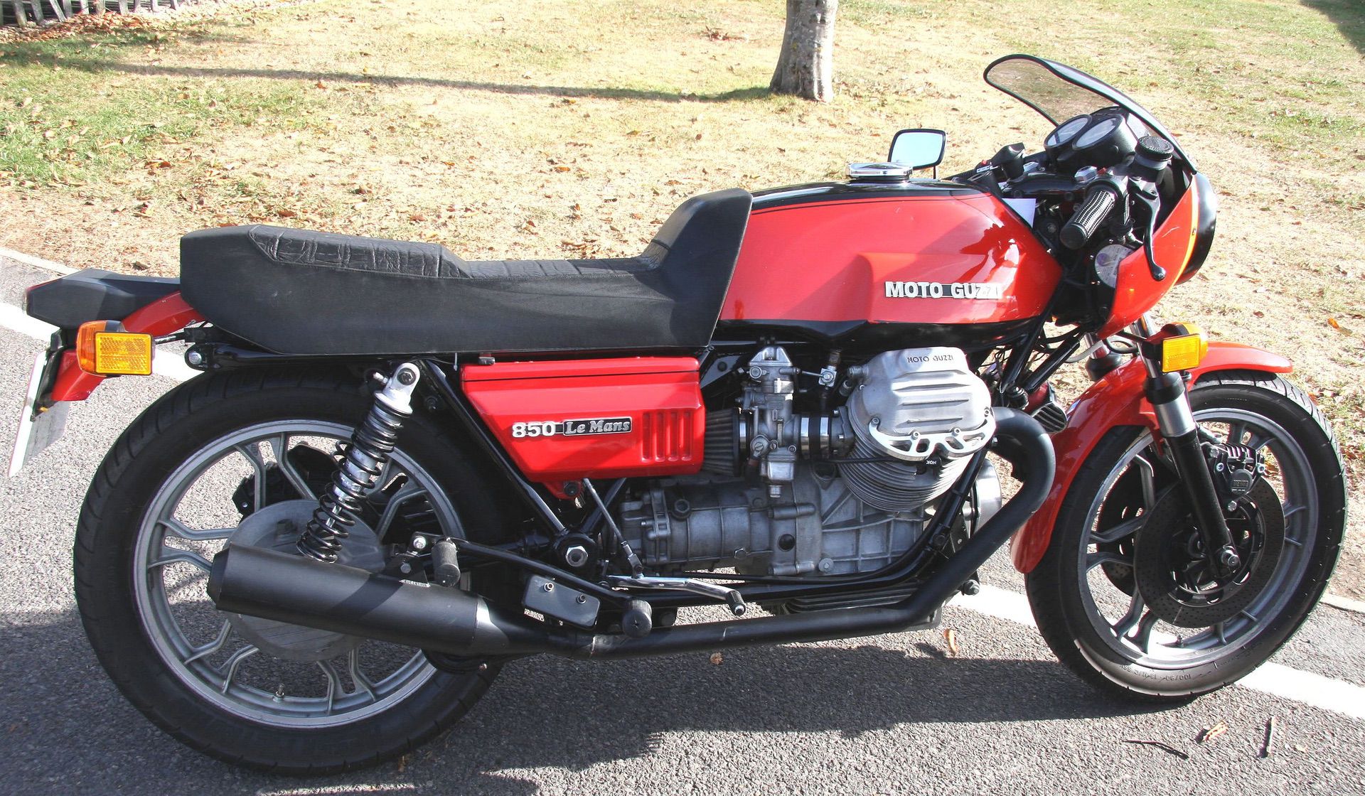 1976 Moto Guzzi 850 Le Mans