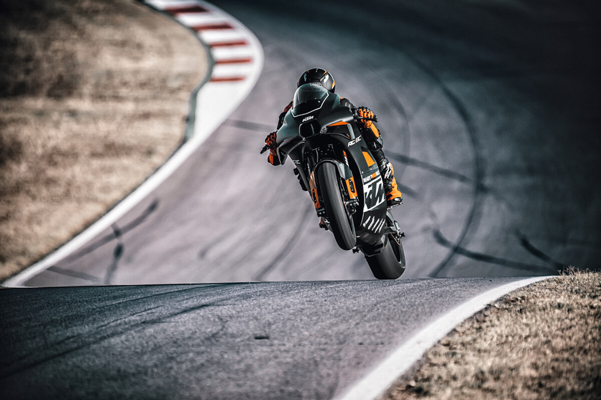 KTM's monstrosity: The beautiful RC 8C. Media sourced from KTM's press release.