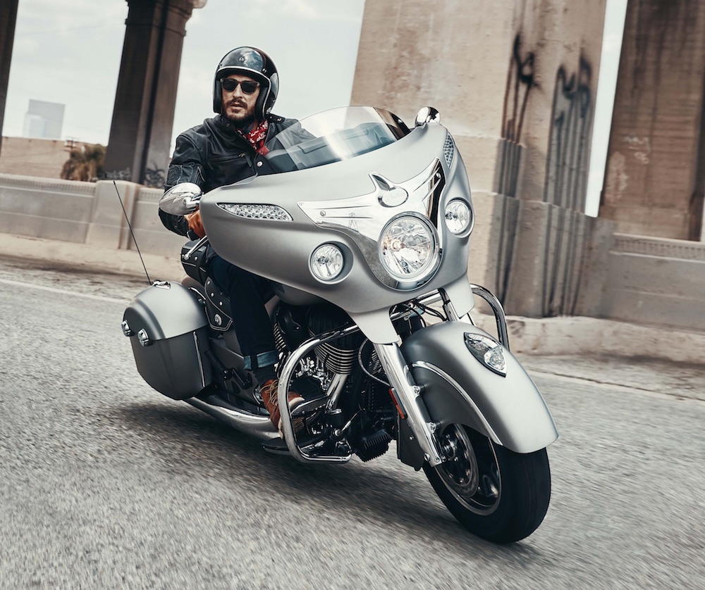 2017 Indian Chieftain infotainment