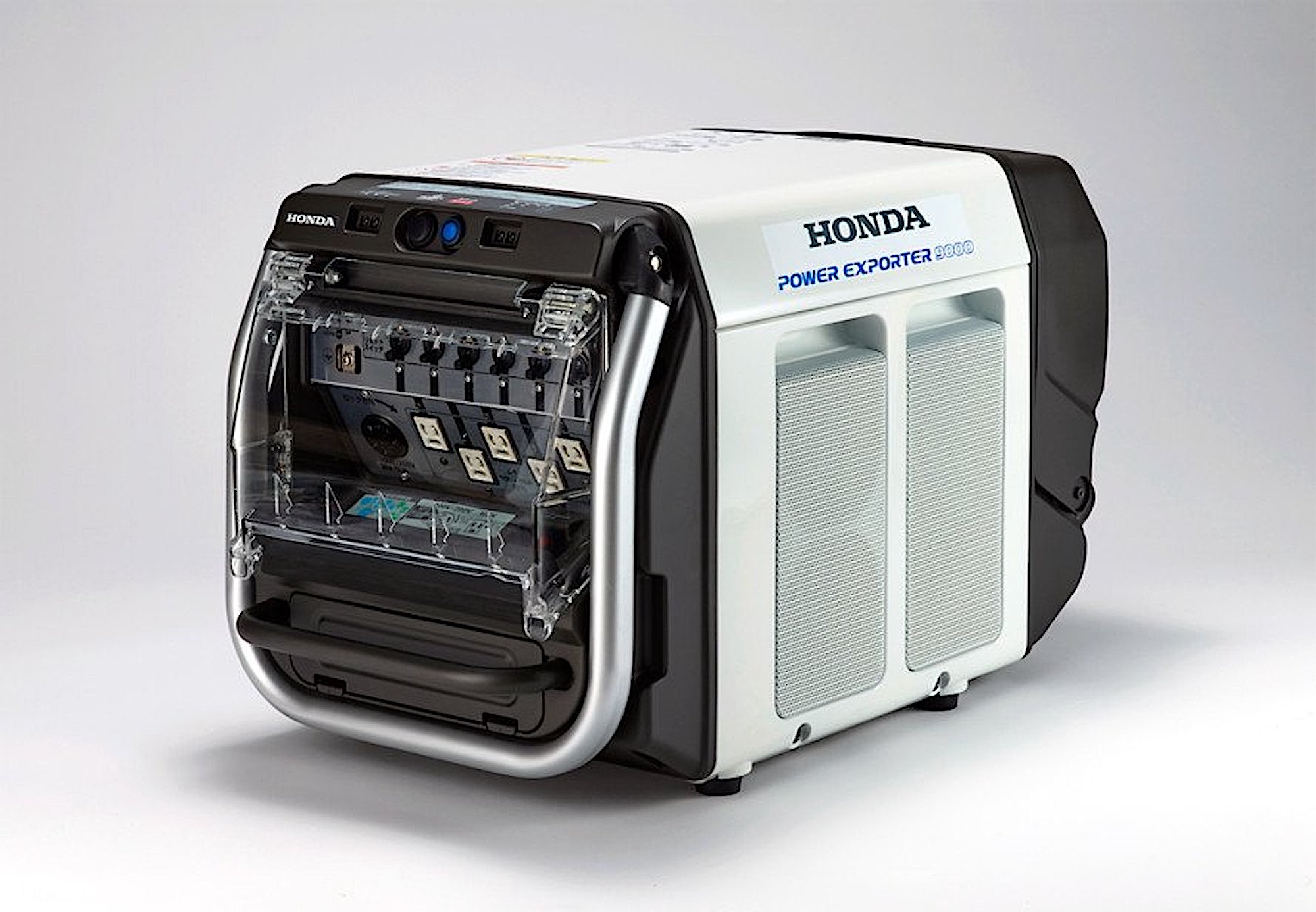 A view of the fuel cell found in a Honda clarity. Media sourced from the Fuel Cell & Hydrogen Energy Association.