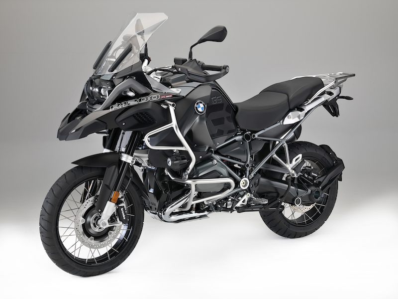 Source: https://www.press.bmwgroup.com/global/article/detail/T0269445EN/bmw-motorrad-launches-the-r-1200-gs-xdrive-hybrid-world-premiere-of-the-first-travel-enduro-featuring-hybrid-all-wheel-drive?language=en
