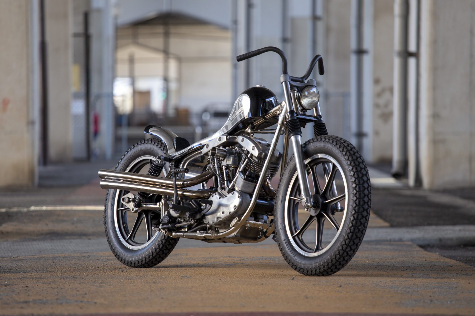 Custom V-Twin Bobber bike by Hide Motorcycle