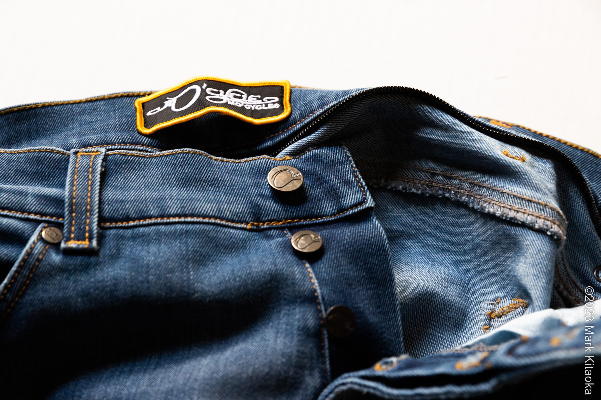 Button fly on the front of the jeans