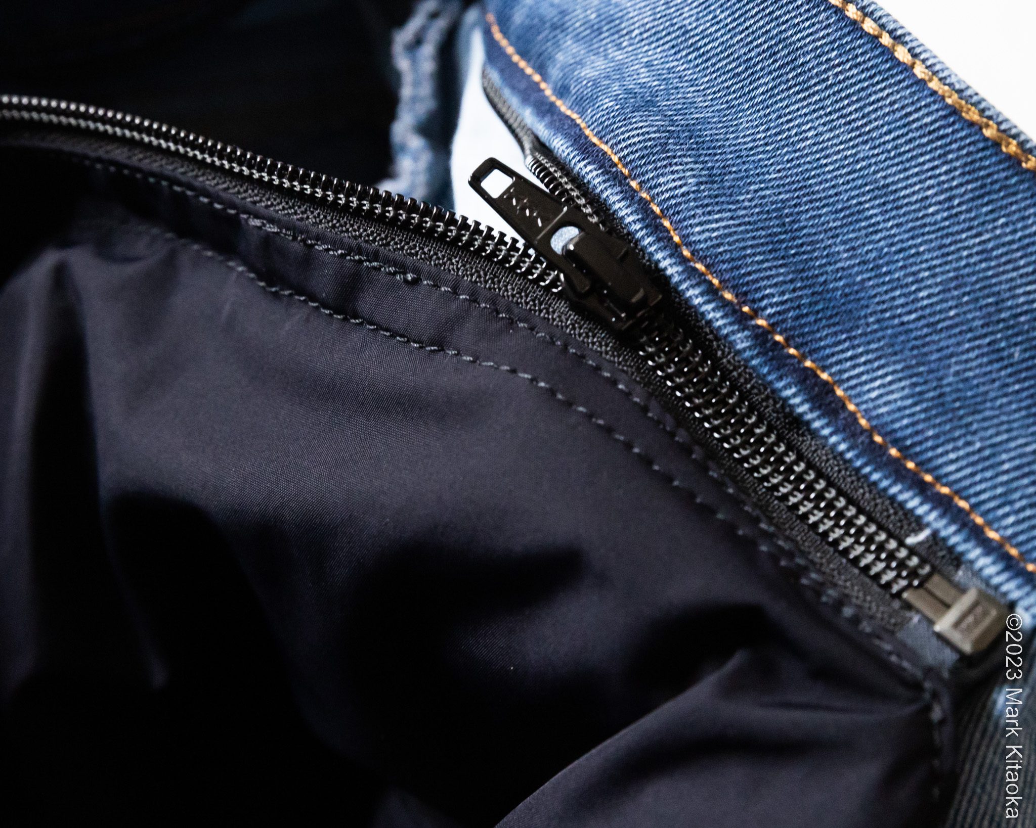 Zipper length of the airbag pants