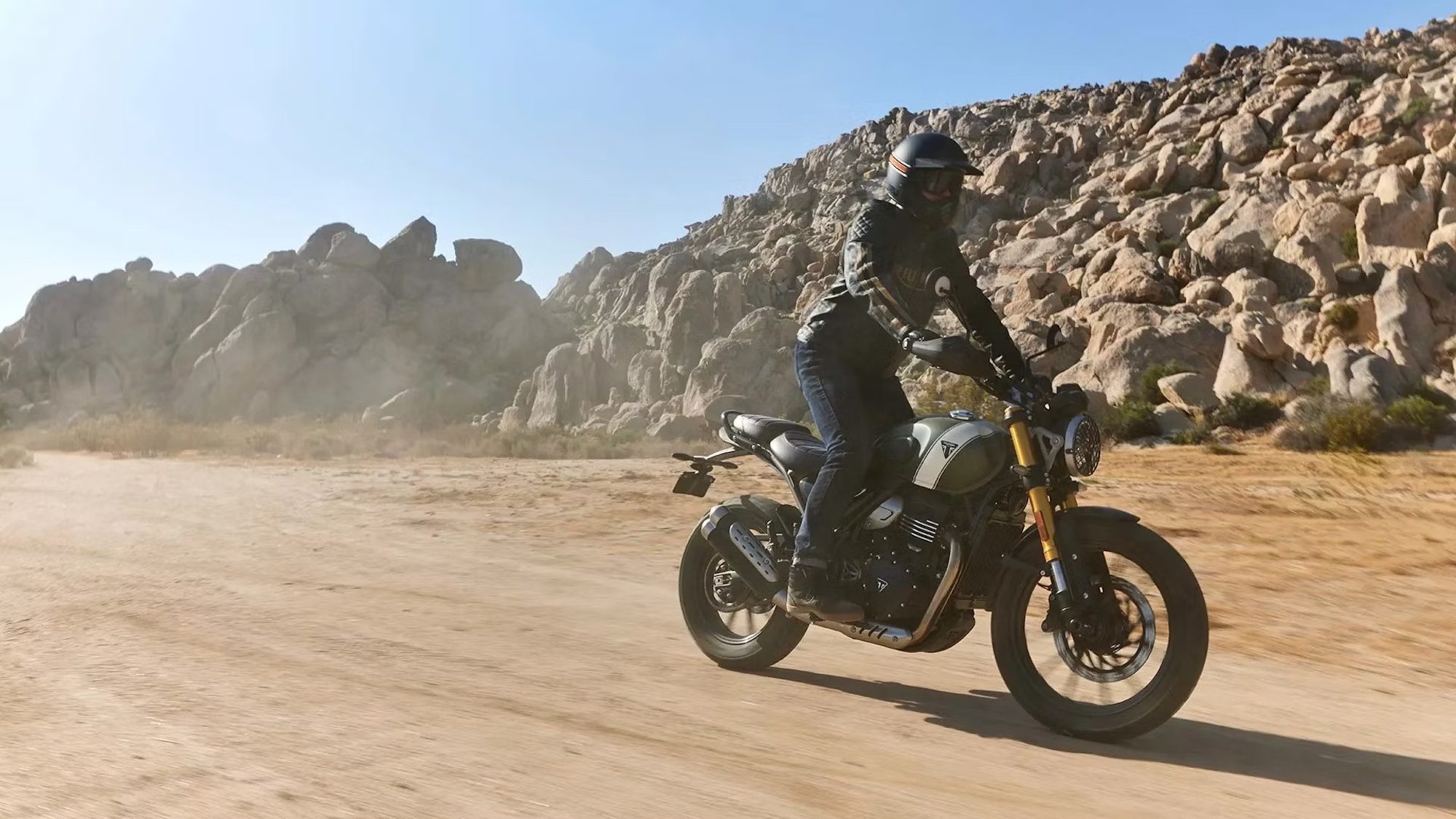 A view of Triumph X Bajaj's new 400cc machines: The Speed 400 and Scrambler 400 X. Media sourced from Top Speed.