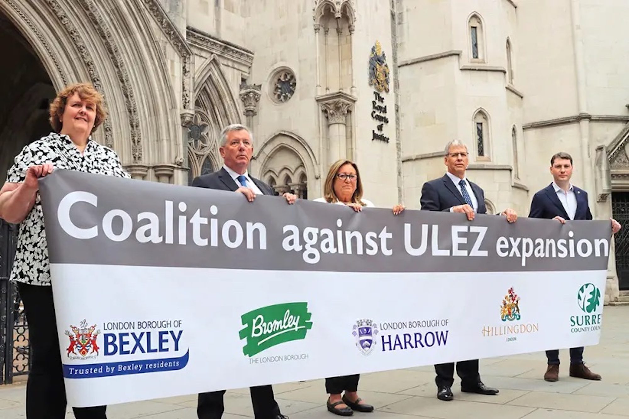EU civilians unhappy about the next phase of the ULEZ. Media sourced from MCN.