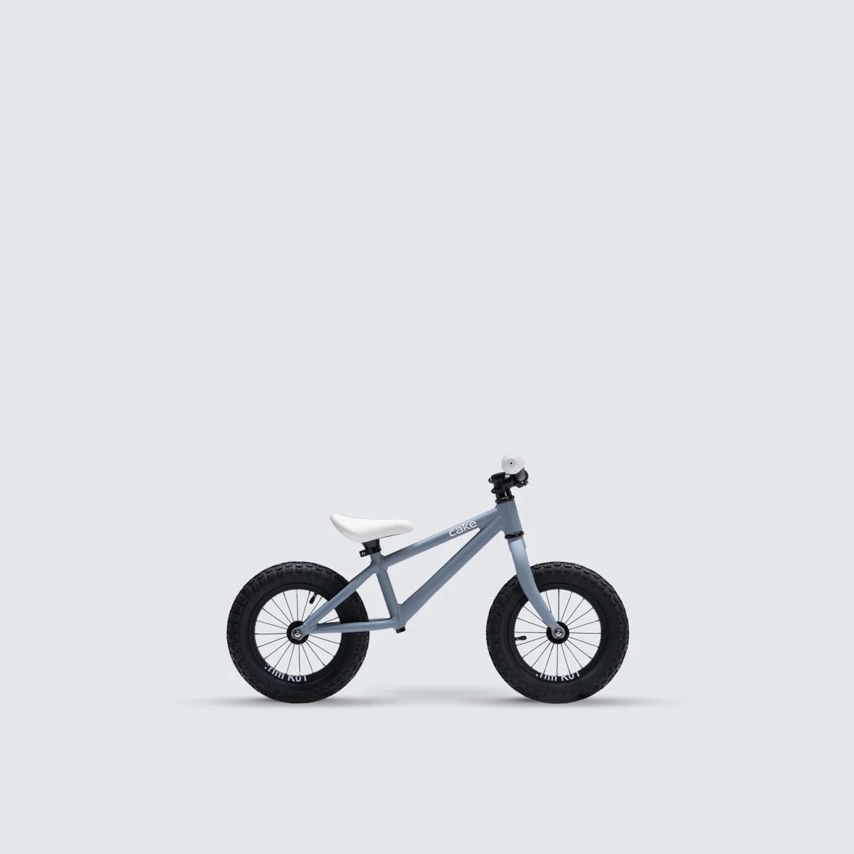A view of the CAKE Tripp, a pedal-less balance bike for kids aged 1-4 years. Media sourced from CAKE.